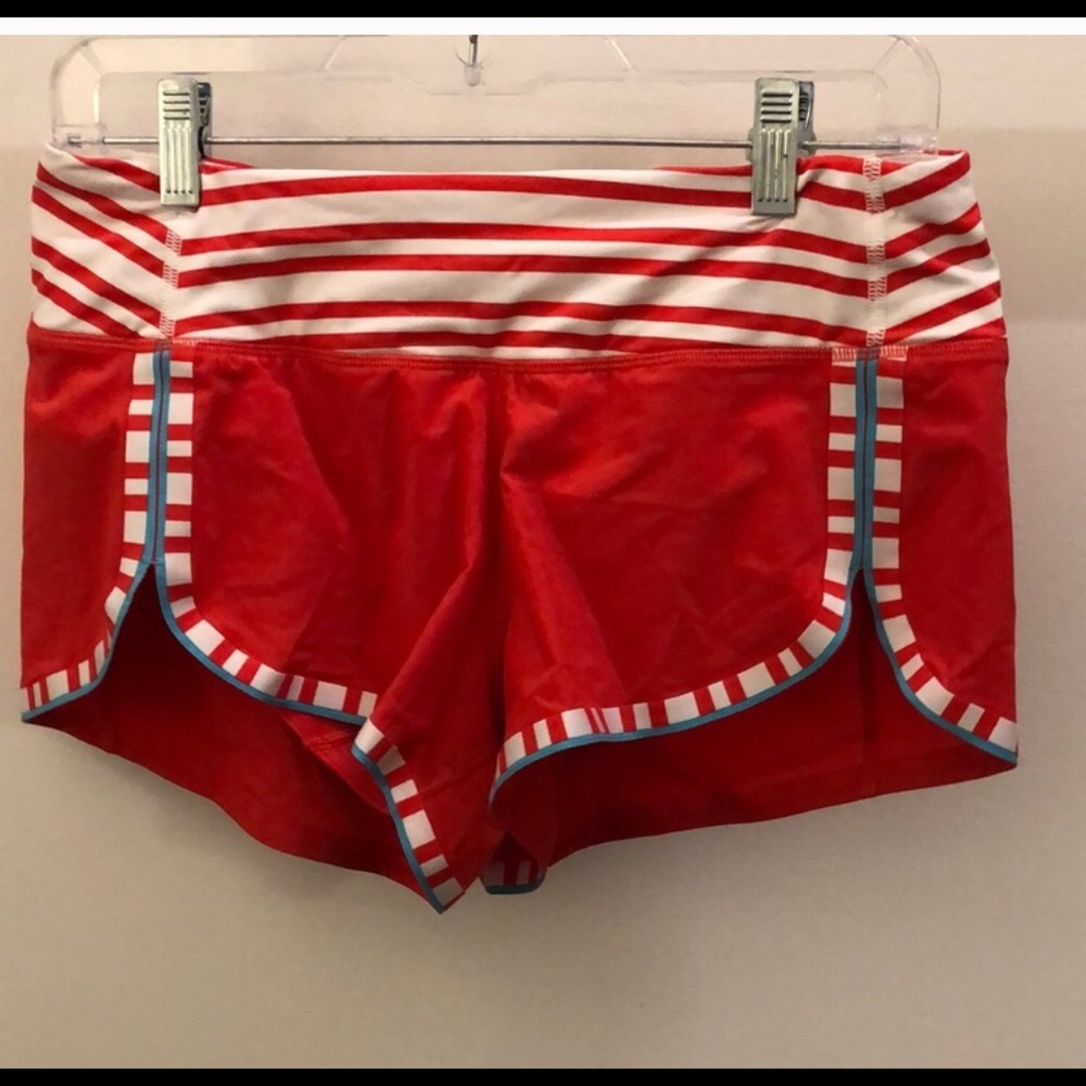 Lululemon red blue and white shorts, sz 8, 72024